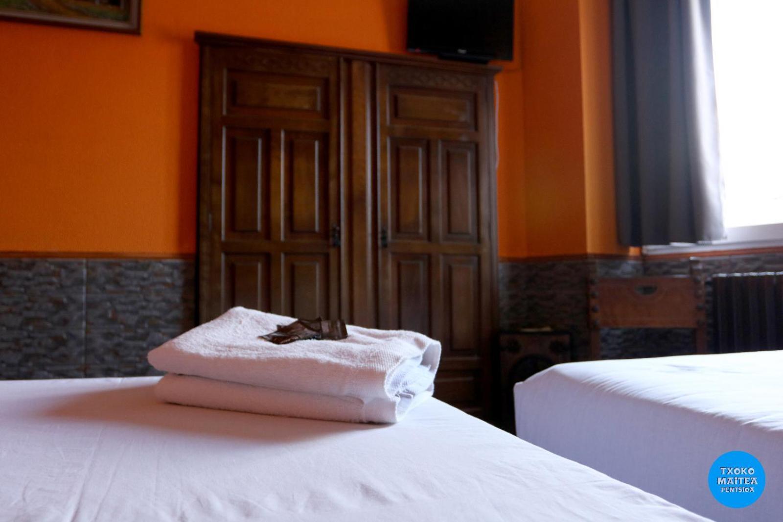 Txoko Maitea Pentsioa Hotell Urnieta Exteriör bild